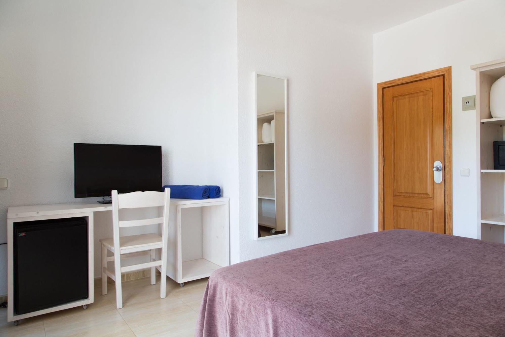 Hotel & Spa Entre Pinos-Adults Only Es Calo  Værelse billede