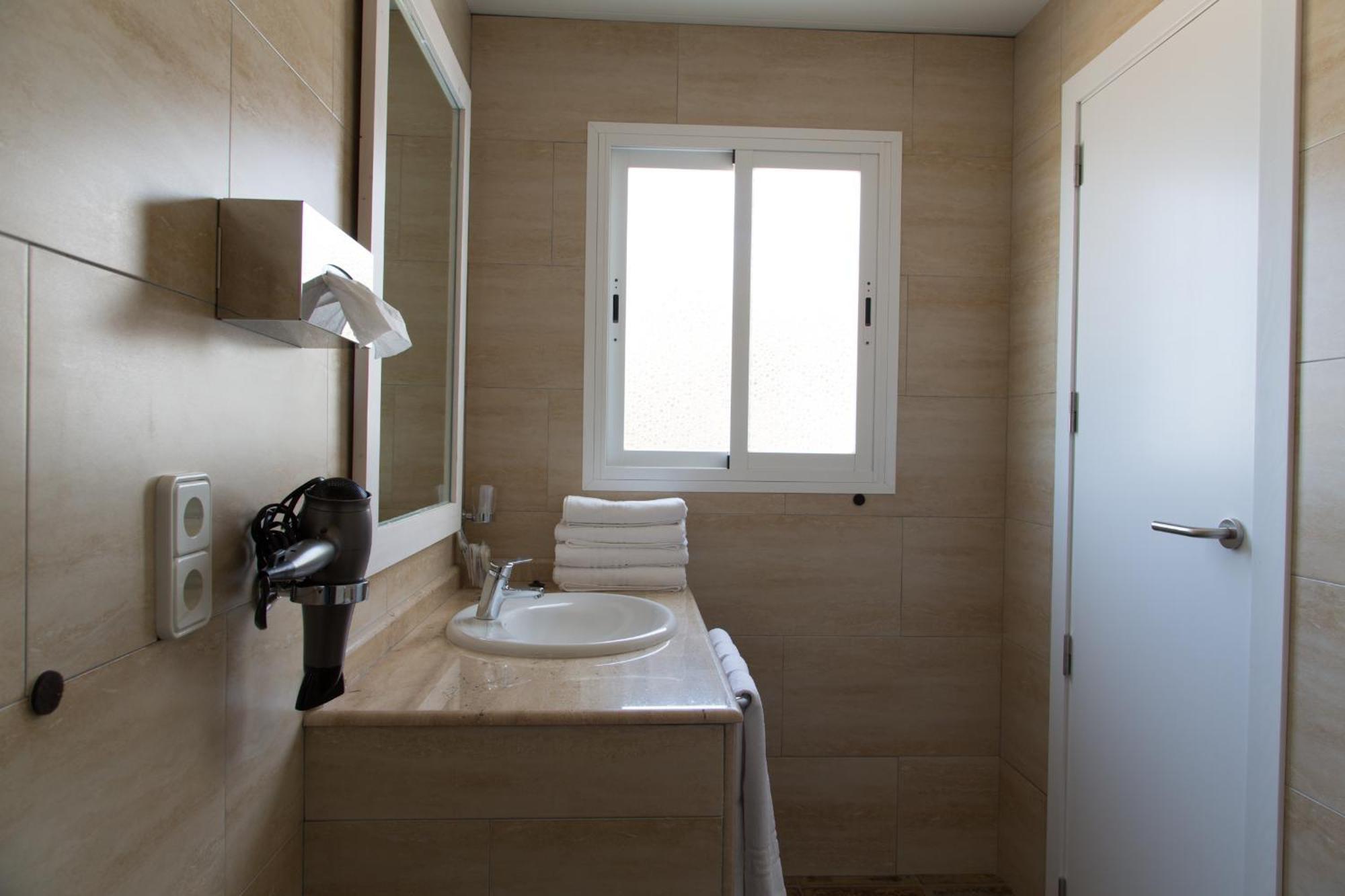 Hotel & Spa Entre Pinos-Adults Only Es Calo  Værelse billede