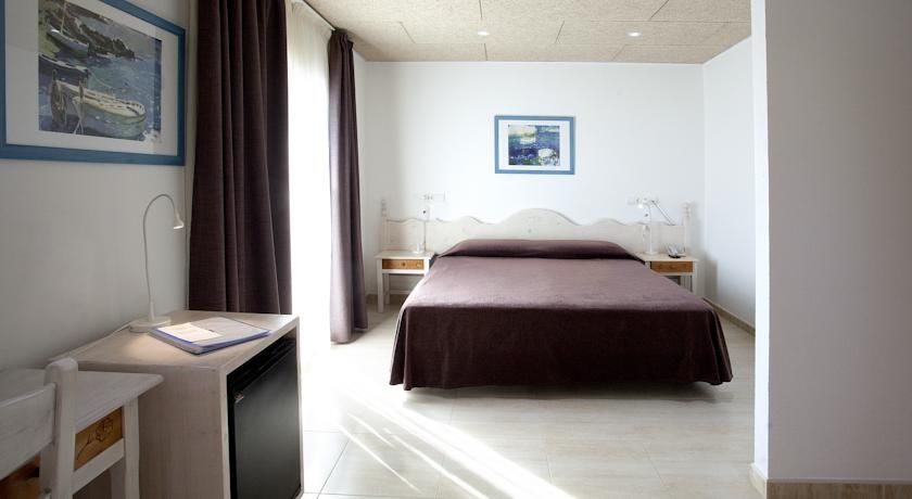 Hotel & Spa Entre Pinos-Adults Only Es Calo  Eksteriør billede